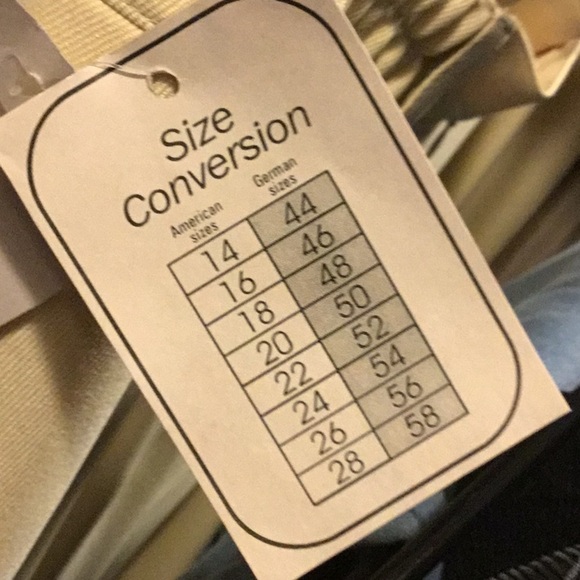 Mondi  Plus size 20 skirt - Picture 8 of 9